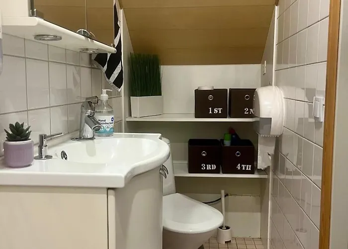 Bright And Spacious Premise In Turku, Portsa * Τούρκου